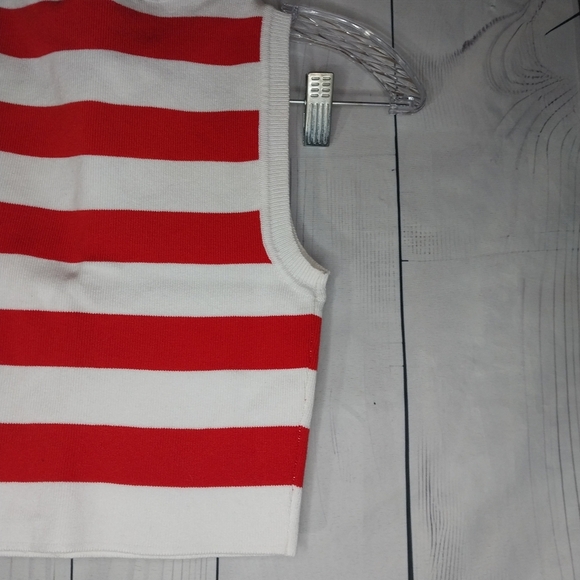 Zara Red and White Sleeveless Striped Top - Picture 6 of 7